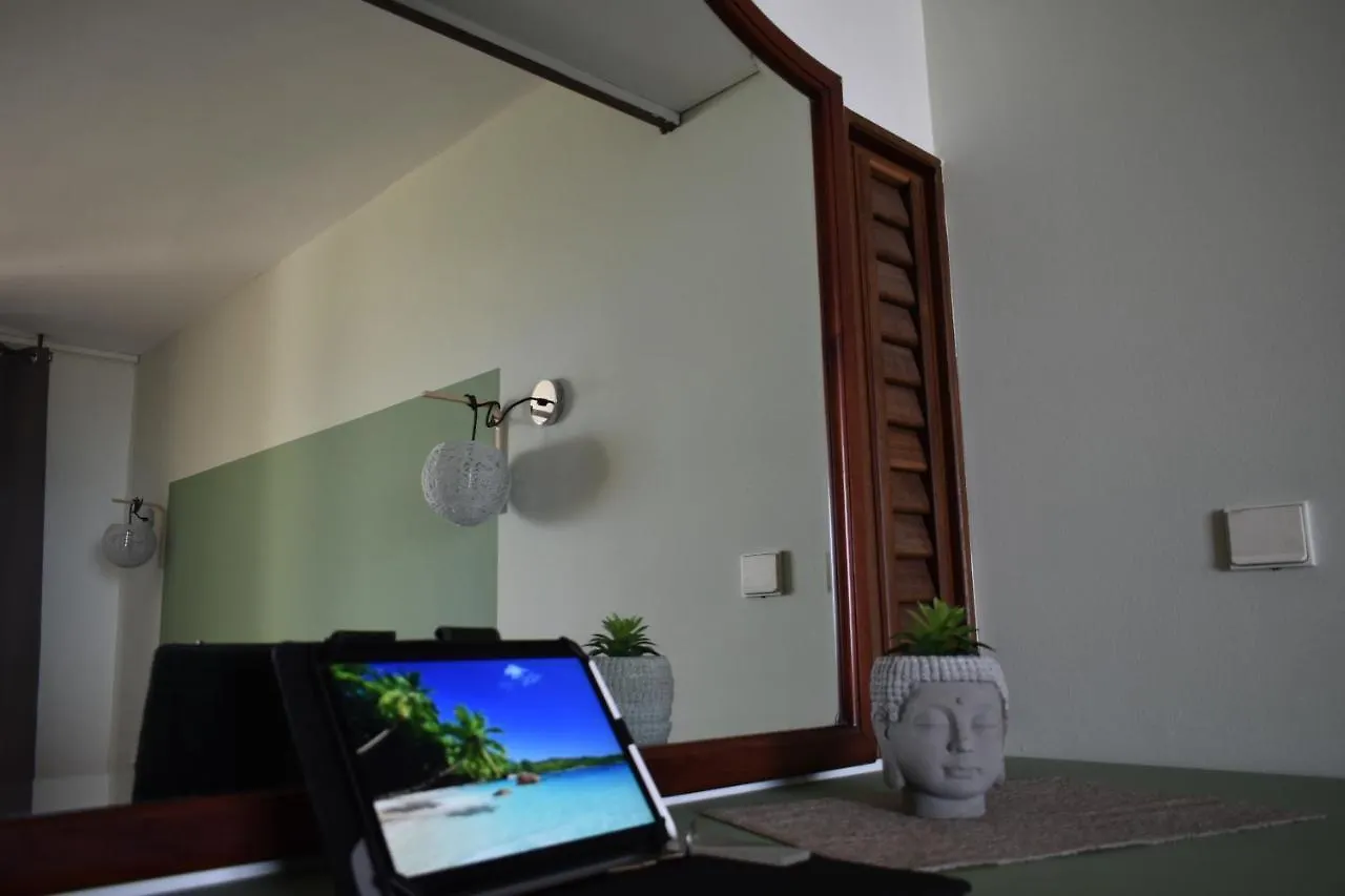 Apartahotel Ananas Premium - Sejour Detente T2 Vue Mer Avec Balcon Prive A Tartane Trinite
