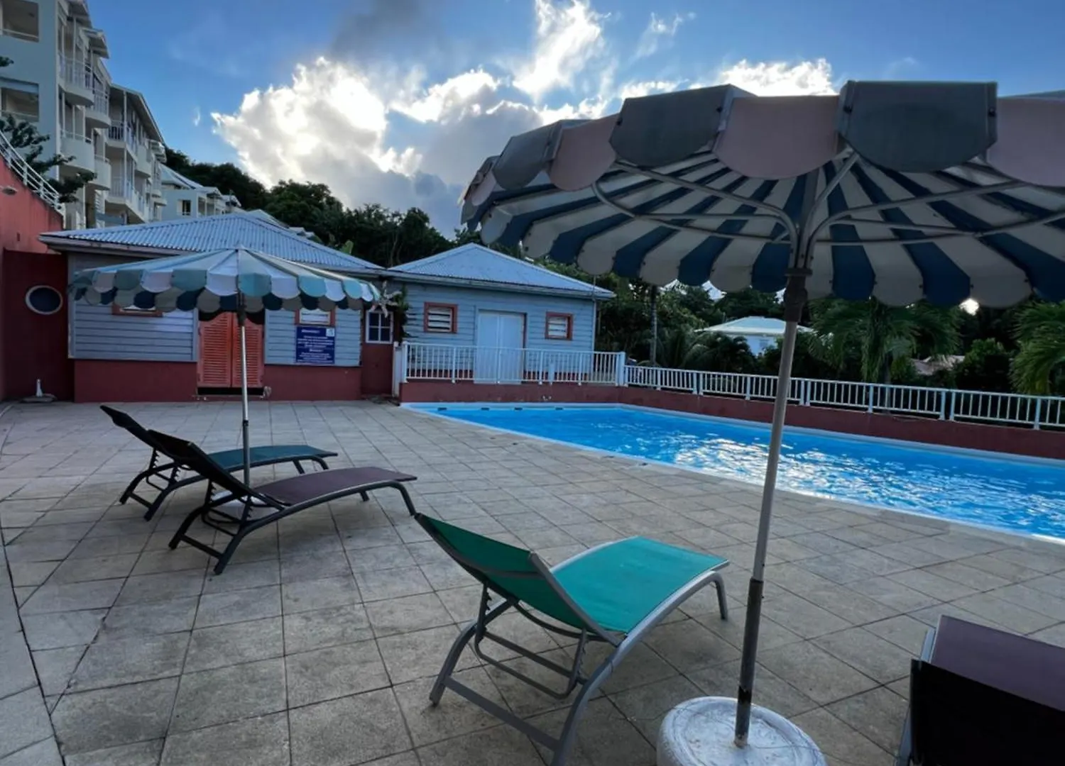 Ananas Premium - Sejour Detente T2 Vue Mer Avec Balcon Prive A Tartane Trinite